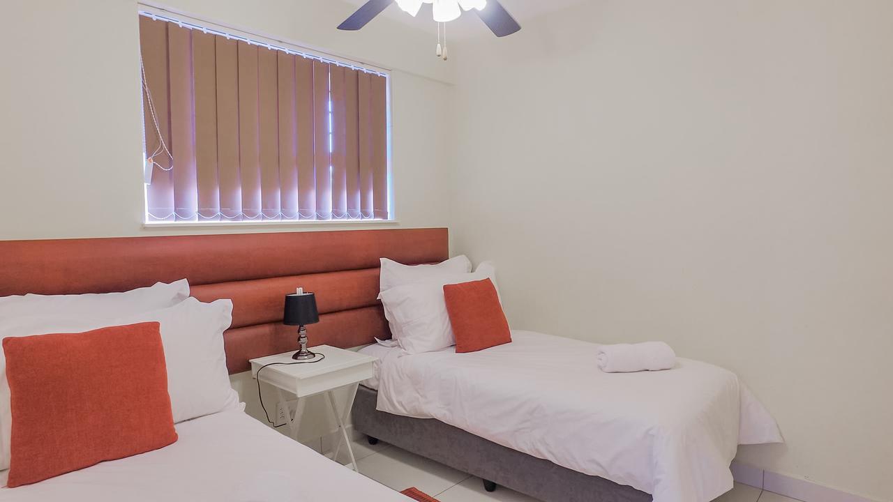 South Coast Beachfront Holiday Apartments Amanzimtoti Ngoại thất bức ảnh